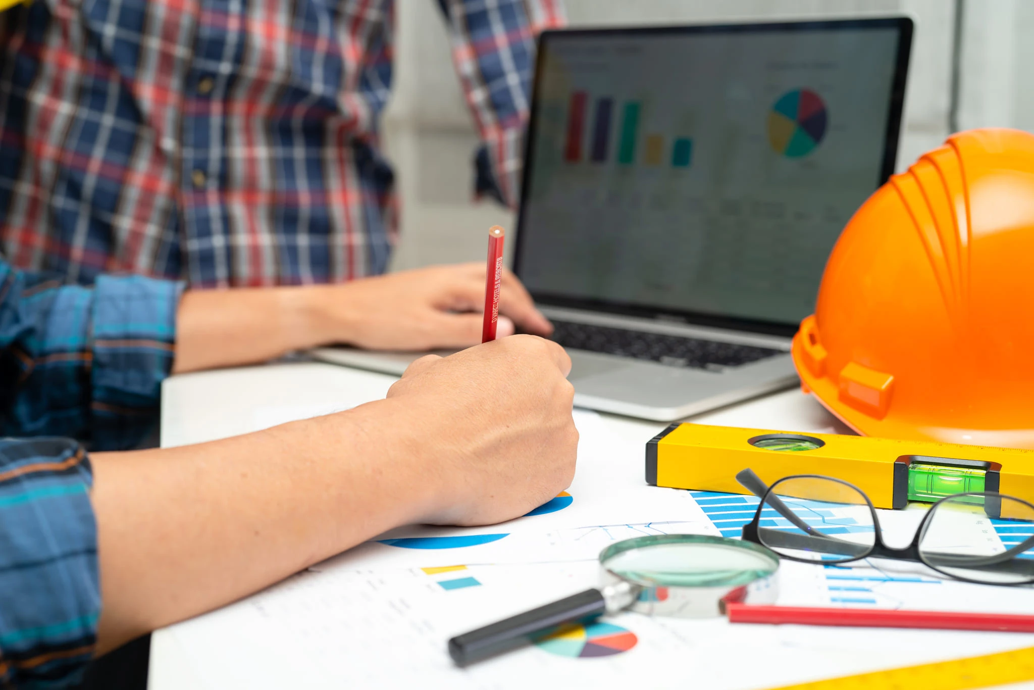 Engineeri Learning E-Learning for Engineers: How Continuous Training Drives Results - J.O.T